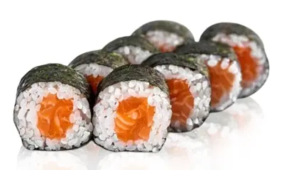 Ролл с лососем Изображение Ролл с лососем - Yo! Fish