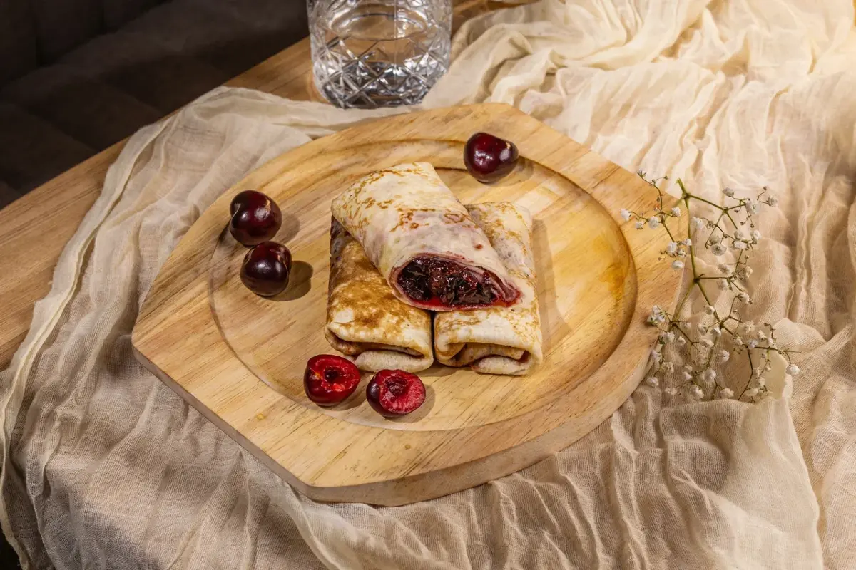 Блинчики с джемом Изображение Блинчики с джемом - Тугарин